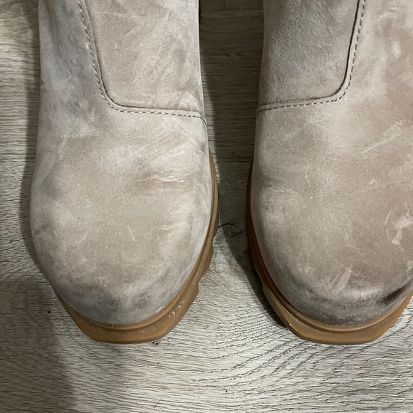 Sorel Joan Uptown Chelsea Women’s 6.5 Suede Leather Wedge Tan Ankle Boot - Picture 4 of 8